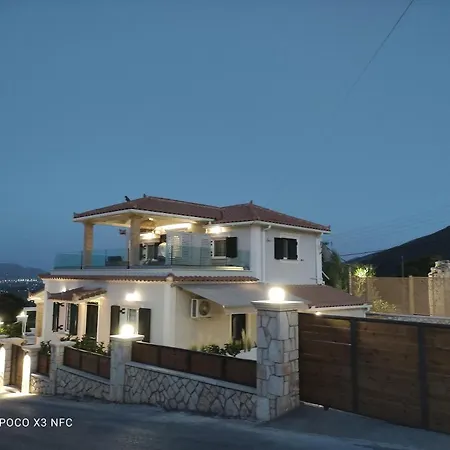 Villa Aithra Country House *