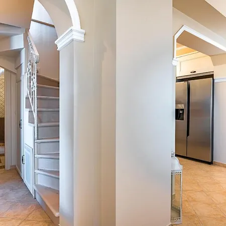 Villa Aithra Country House *