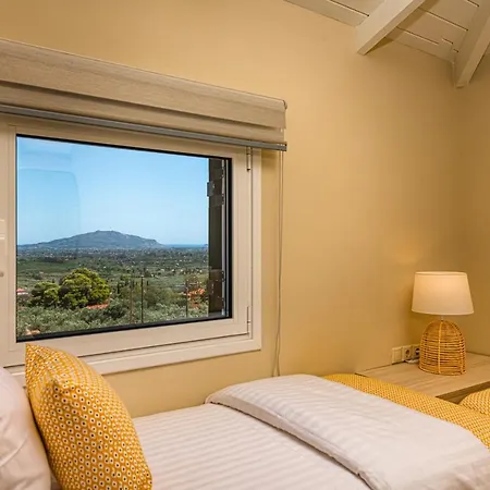 Aithra Country House *